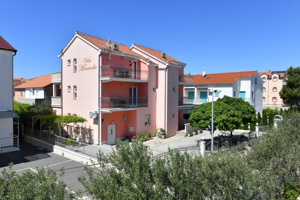 Apartments Villa Miranda Vodice Exterior photo