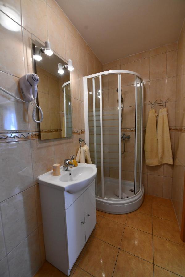 Apartments Villa Miranda Vodice Exterior photo