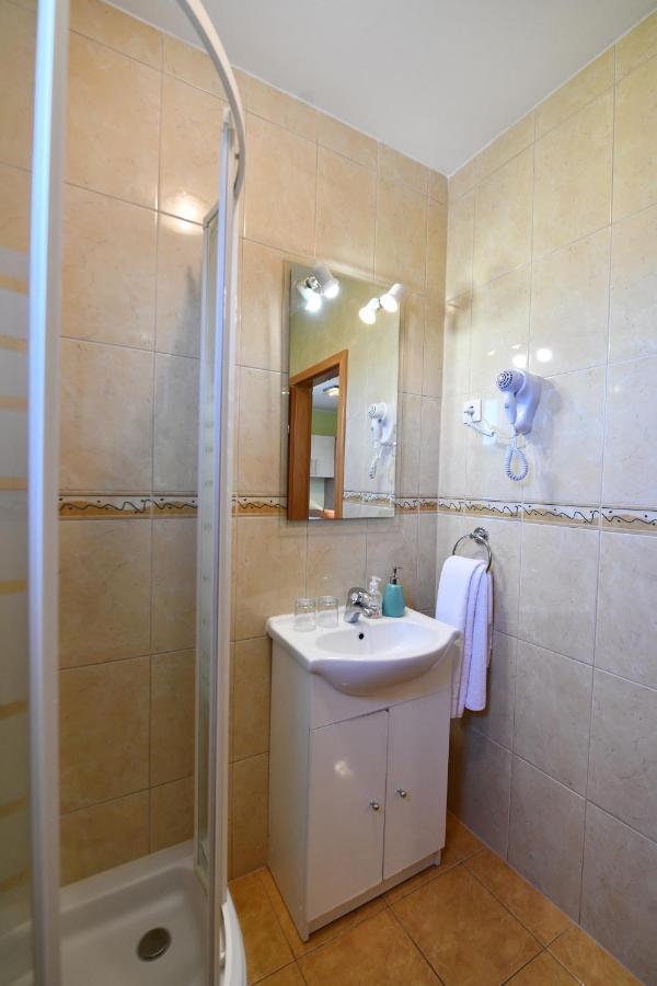 Apartments Villa Miranda Vodice Exterior photo